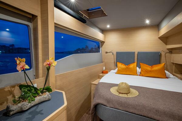 54ft Aquila Yacht For Sale