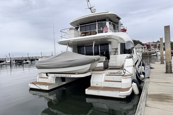 54ft Aquila Yacht For Sale