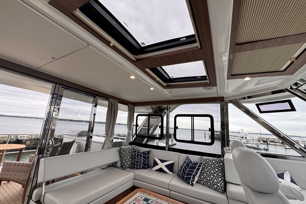 54ft Aquila Yacht For Sale