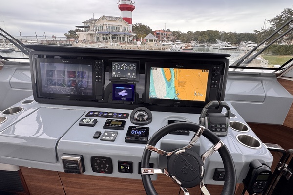 54ft Aquila Yacht For Sale