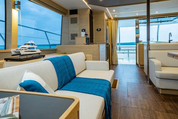 54ft Aquila Yacht For Sale