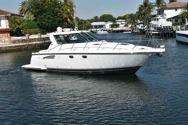 Tiara Yachts  Yacht For Sale
