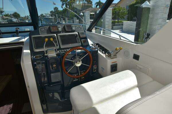 Tiara Yachts  Yacht For Sale