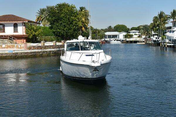 Tiara Yachts  Yacht For Sale