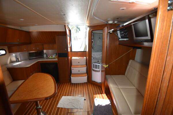 Tiara Yachts  Yacht For Sale