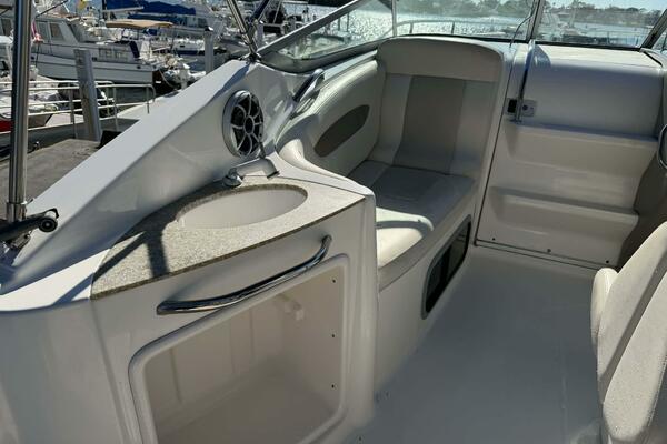 Amy s Wine House 25ft Chaparral Yacht For Sale