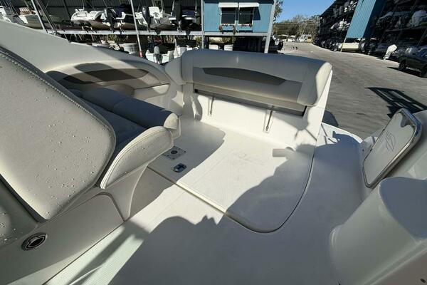 Amy s Wine House 25ft Chaparral Yacht For Sale