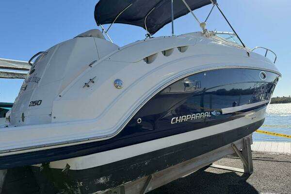 Photo of the 2008 Chaparral 250 Signature "Amy's Wine House"