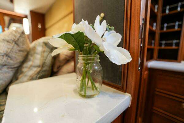 Marlow Explorer 62E-CB Yacht For Sale