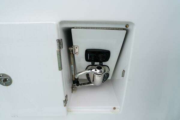 Marlow Explorer 62E-CB Yacht For Sale