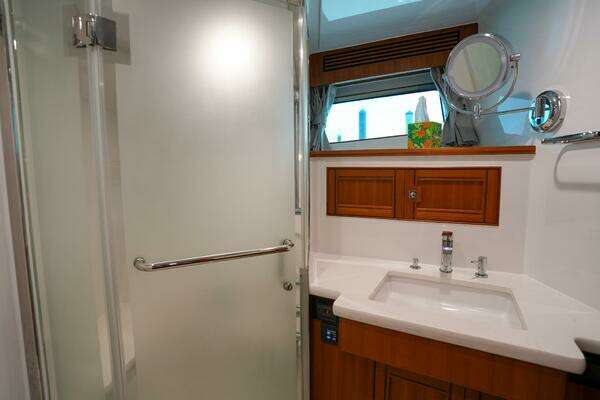 Marlow Explorer 62E-CB Yacht For Sale