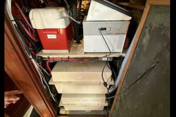 Escapade II 42ft Hunter Yacht For Sale