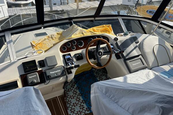 42ft Sea Ray Yacht For Sale