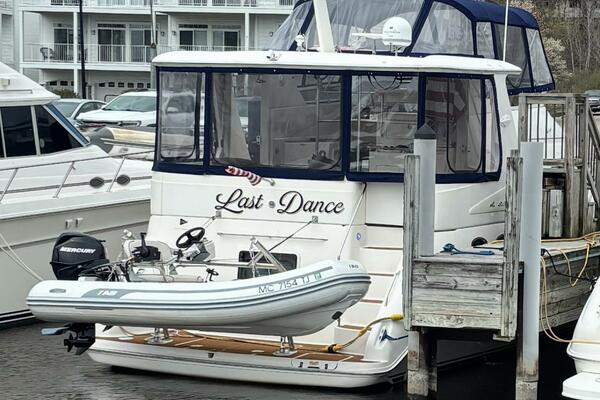 42ft Sea Ray Yacht For Sale