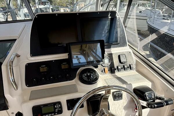 Fishaholics 30ft Grady White Yacht For Sale