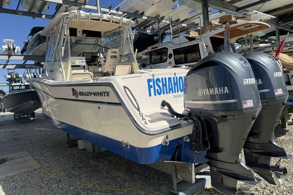 Fishaholics 30ft Grady White Yacht For Sale
