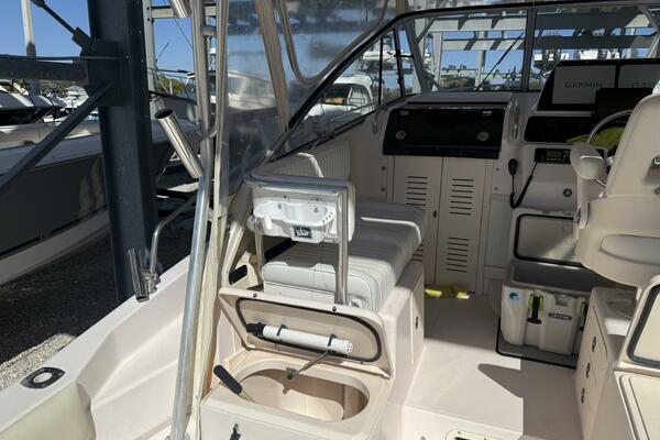 Fishaholics 30ft Grady White Yacht For Sale