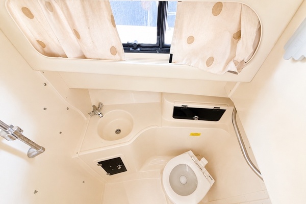 Fishaholics 30ft Grady White Yacht For Sale