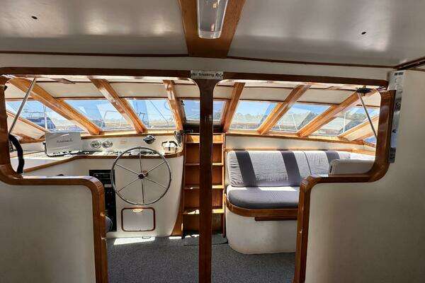 Custom Brady 12.5 Yacht For Sale