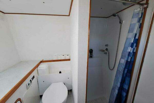 Custom Brady 12.5 Yacht For Sale