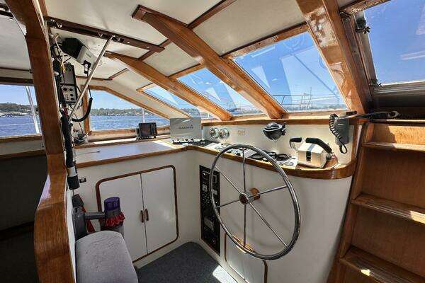 Custom Brady 12.5 Yacht For Sale