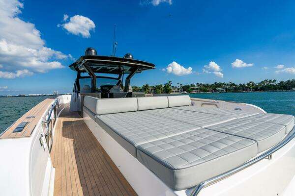 Pardo Yachts 50 Yacht For Sale