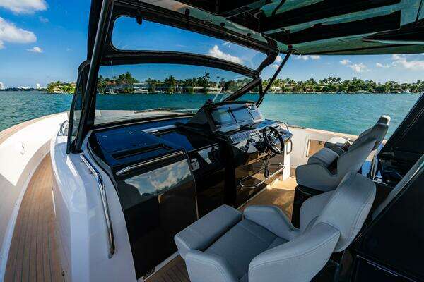 Pardo Yachts 50 Yacht For Sale