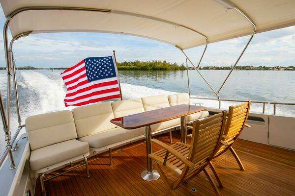 MJM 53z Yacht For Sale