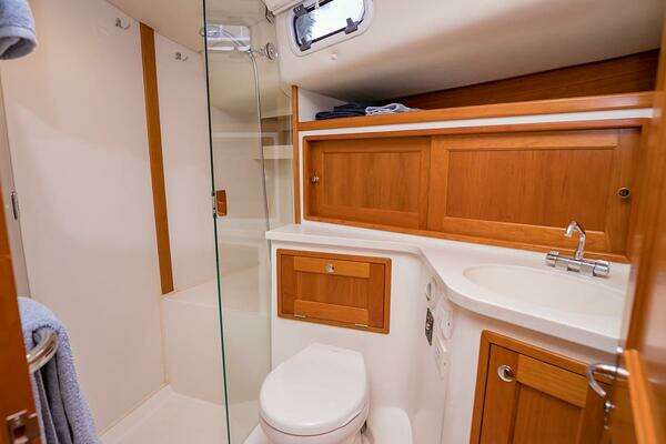 MJM 53z Yacht For Sale