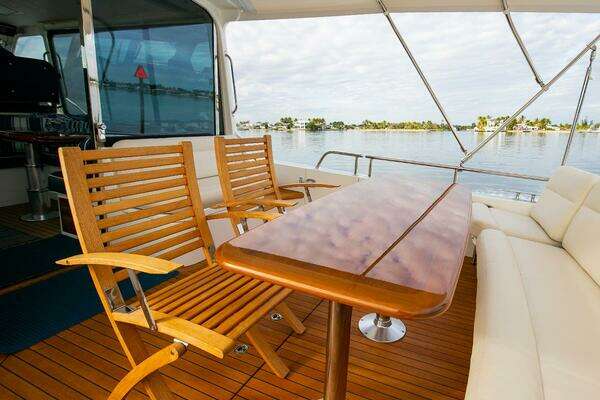 MJM 53z Yacht For Sale