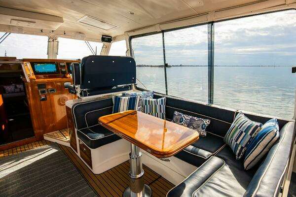 MJM 53z Yacht For Sale