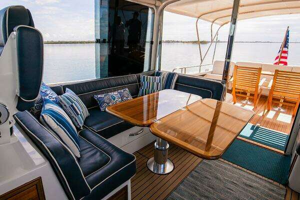 MJM 53z Yacht For Sale