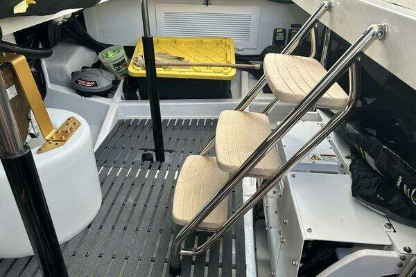 MJM 53z Yacht For Sale