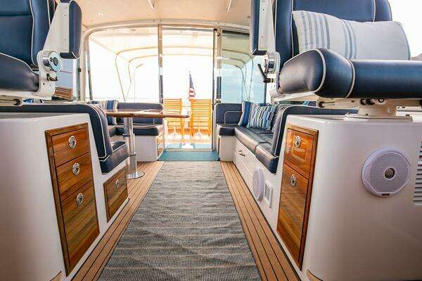 MJM 53z Yacht For Sale