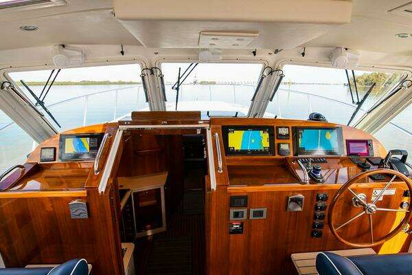 MJM 53z Yacht For Sale