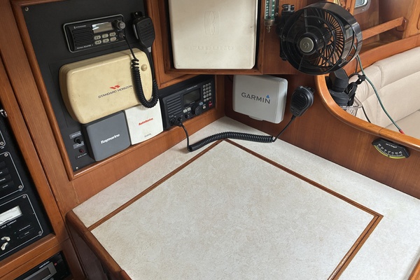 Hawke 46ft Hylas Yacht For Sale