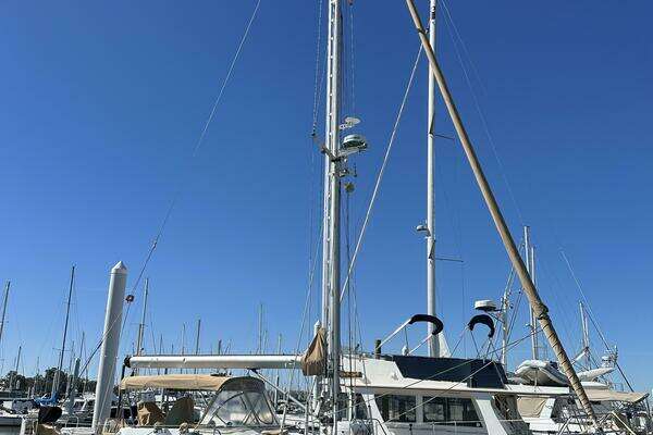 Hylas 46 Yacht For Sale
