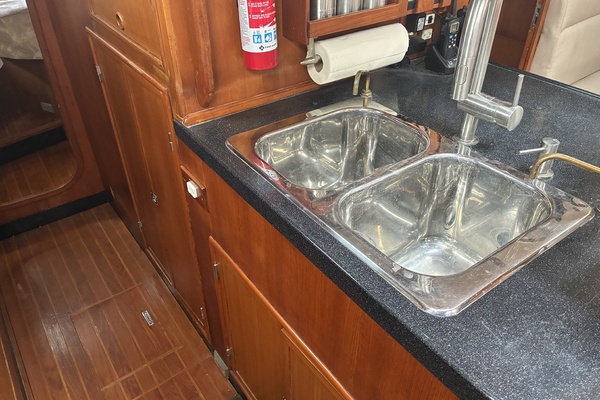 Hawke 46ft Hylas Yacht For Sale