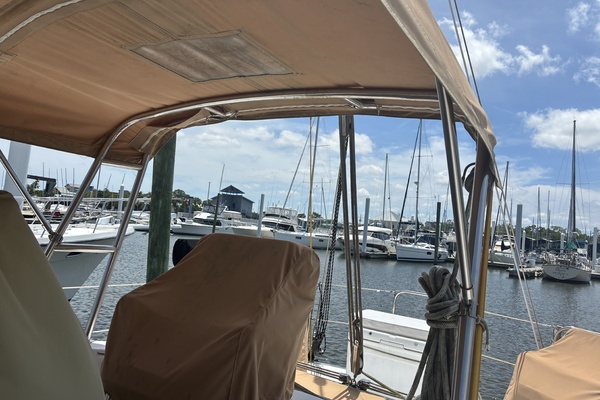 Hawke 46ft Hylas Yacht For Sale