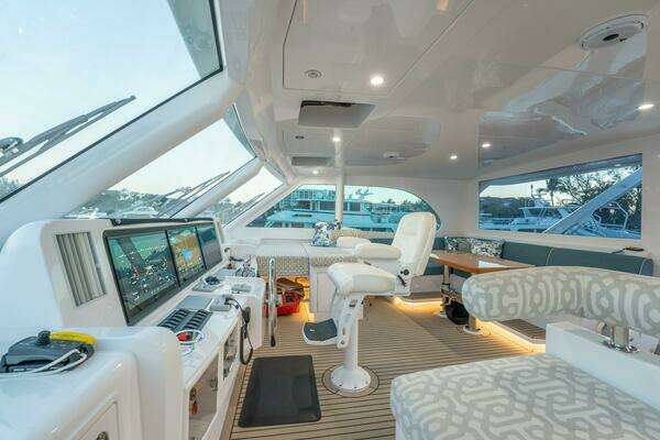 Horizon PC60 Yacht For Sale