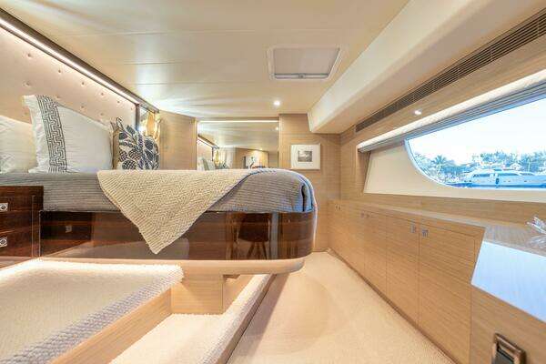 Horizon PC60 Yacht For Sale