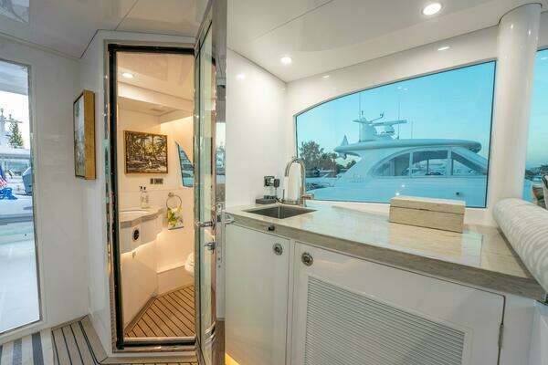 Horizon PC60 Yacht For Sale