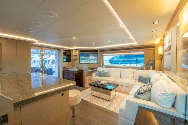 Horizon PC60 Yacht For Sale