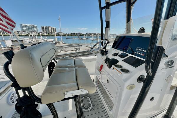 24ft Sportsman Yacht For Sale