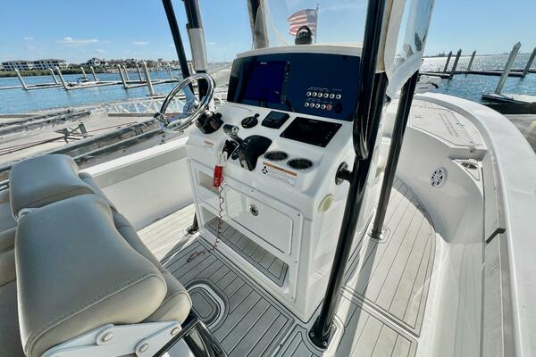 24ft Sportsman Yacht For Sale