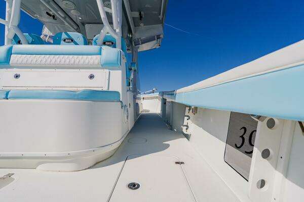 Yellowfin Offshore Yacht For Sale