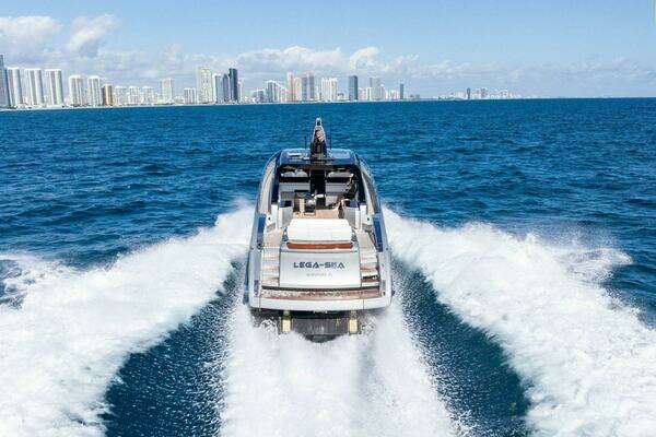 Riva 68 Diable Yacht For Sale