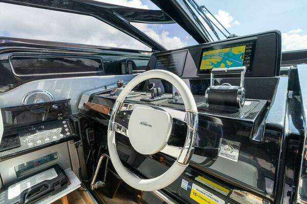 Riva 68 Diable Yacht For Sale