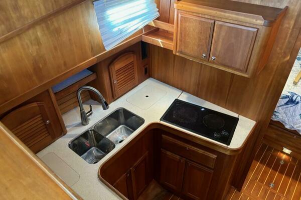 BLUE MOON 36ft Sabreline Yacht For Sale