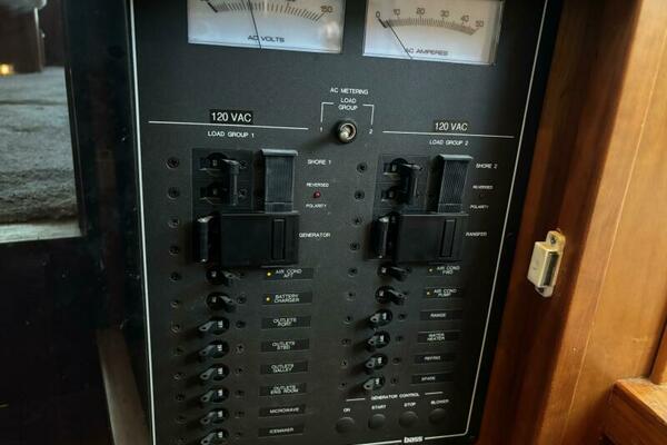 BLUE MOON 36ft Sabreline Yacht For Sale